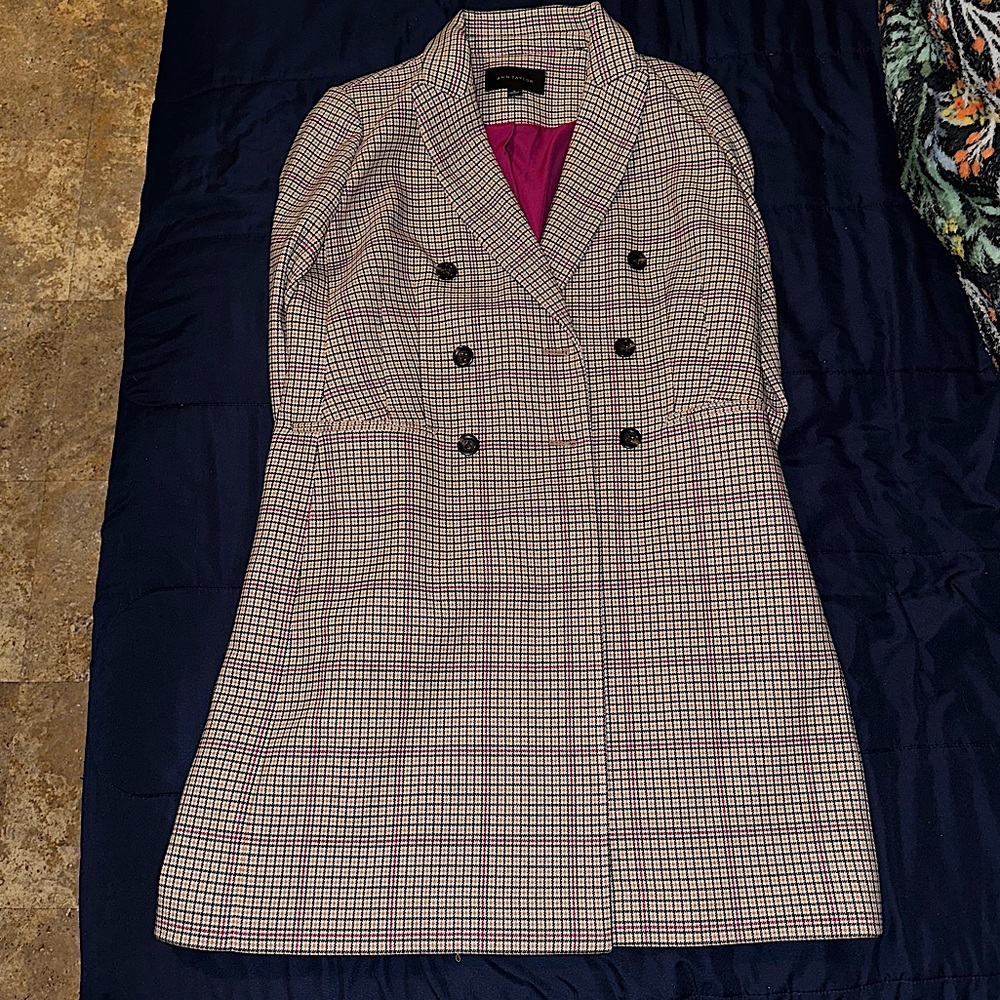 Ann Taylor , M , trench coat